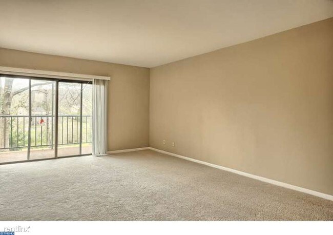 Building Photo - 7D Fairway Rd