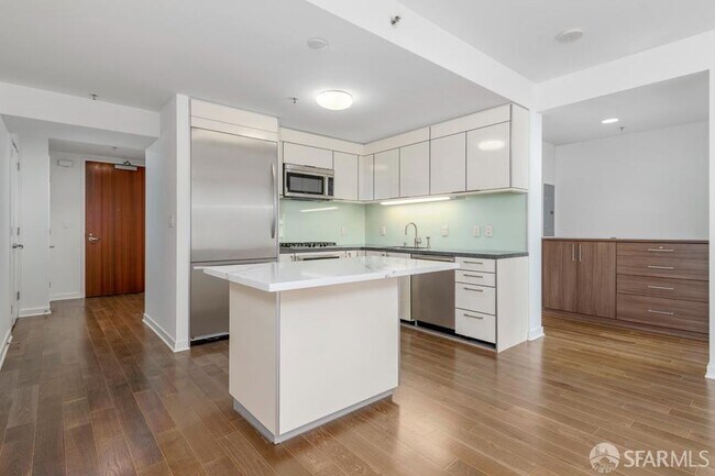 Foto del edificio - 338 Spear St