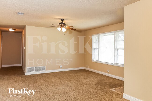 Foto del edificio - 1103 Warden St