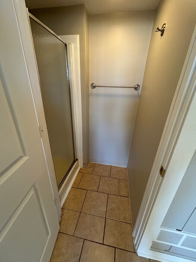 Building Photo - 114 S Mississippi St