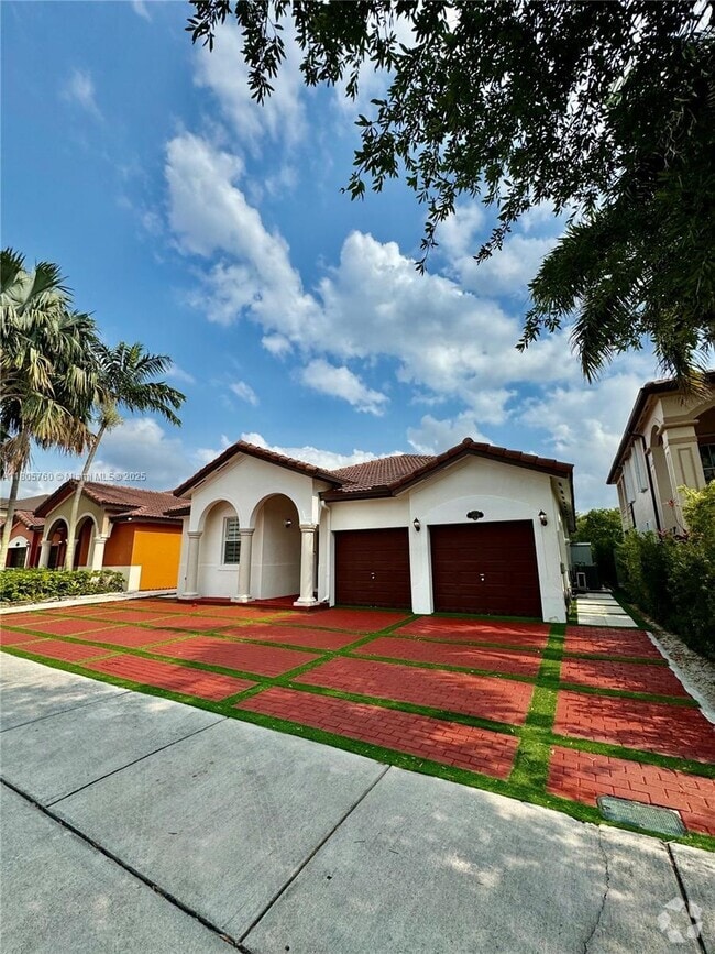 Building Photo - 14974 SW 18th Terrace