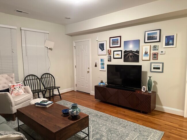 Foto del edificio - 213 19th St NE