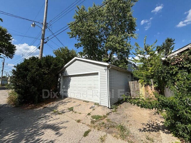 Foto del edificio - 1219 Campbell Ave