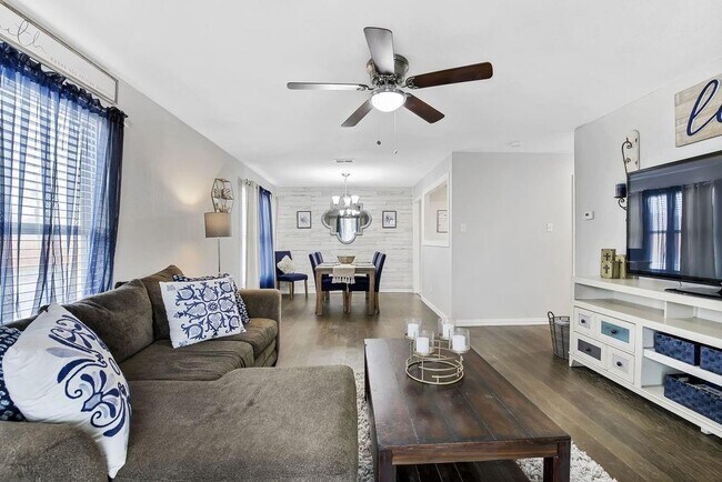 Foto del edificio - 126 N Redford Ln