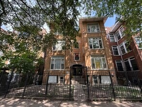 Building Photo - 4823 N Sawyer Ave