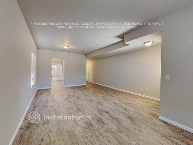 Building Photo - 9284 Sand Myrtle Dr