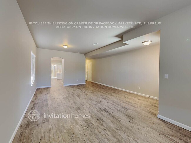 Foto del edificio - 9284 Sand Myrtle Dr