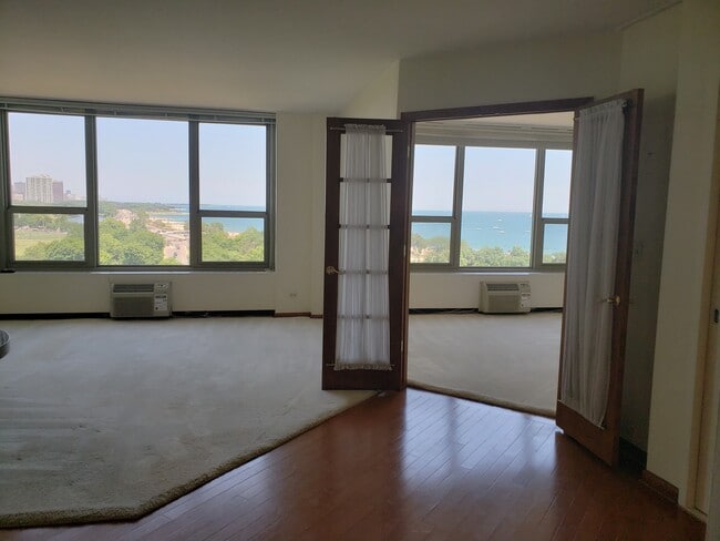 Foto del edificio - 1550 N Lake Shore Dr