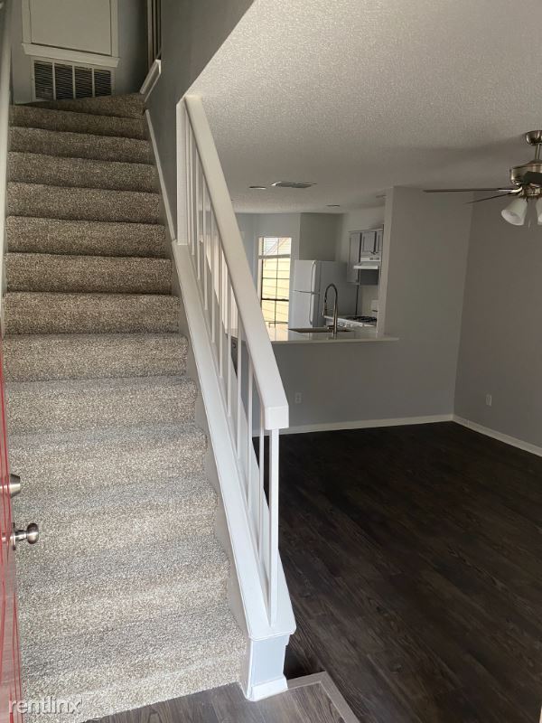 Building Photo - 11404 Walnut Ridge Dr