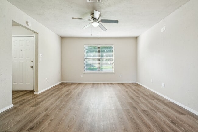 Foto del edificio - 12225 SW 14th St