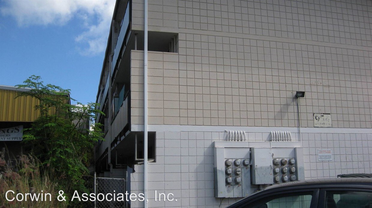 Foto del edificio - 954 Akepo Ln