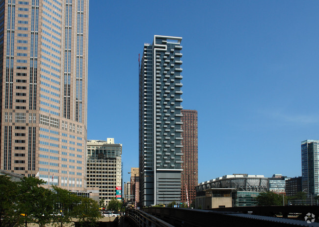 Foto del edificio - 235 W Van Buren St