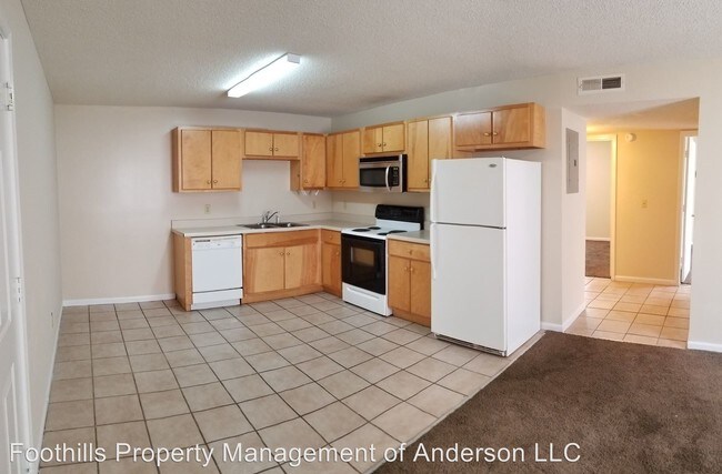 Building Photo - 2 br, 1 bath House - 151 Reaves Place