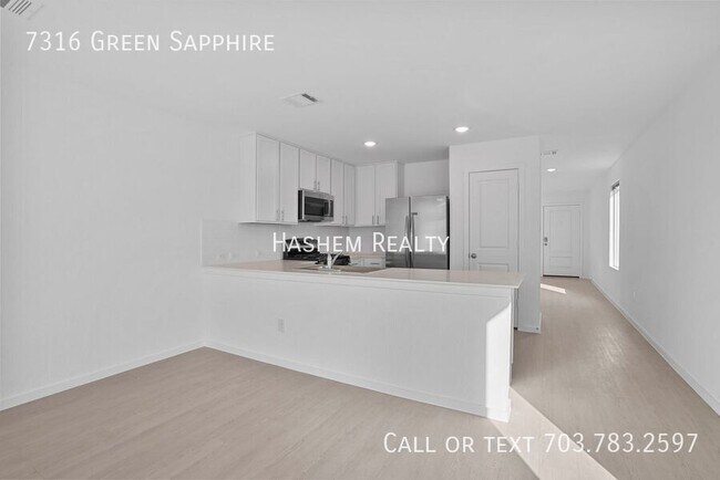 Foto del edificio - 7316 Green Sapphire