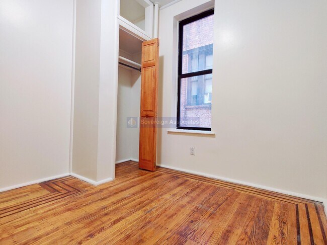 Foto del edificio - 3133 Broadway