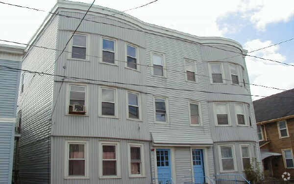 Primary Photo - 12-14 West St