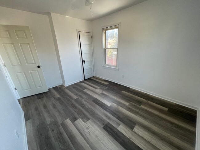 Building Photo - 2439 S East St
