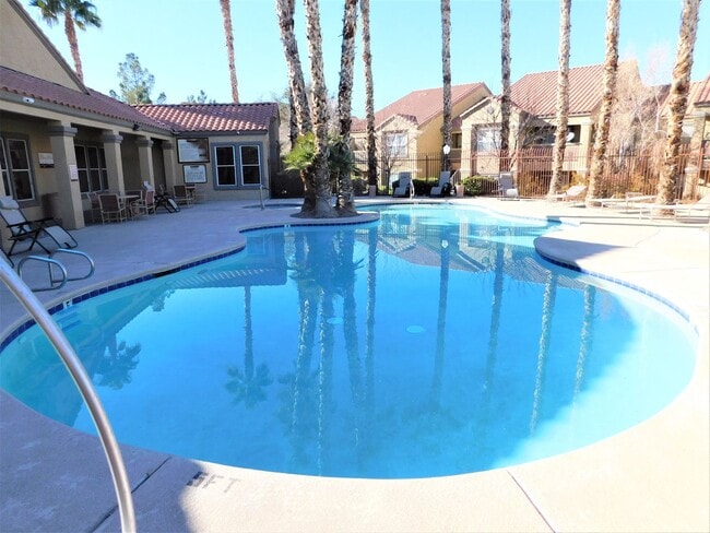 Foto del edificio - 2300 E Silverado Ranch Blvd