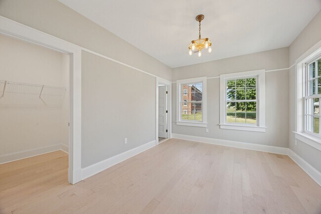 Foto del edificio - Welcome Home! to this beautiful and fully ...