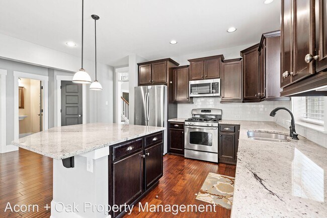 Foto del edificio - 4 br, 3.5 bath House - 112 Harlow Bend