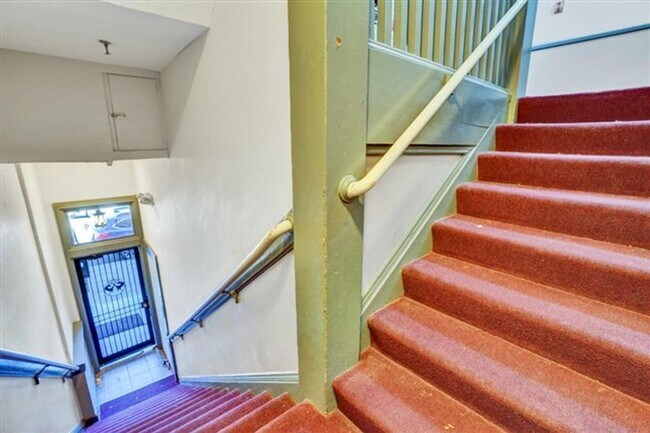 Foto del interior - 1 Bed 1 Bath in Historical Building