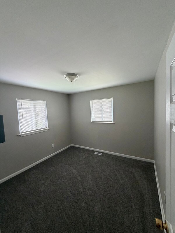 Foto del edificio - 29708 Grandview St