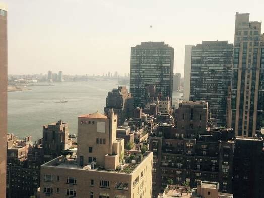 Foto principal - 400 E 54th St