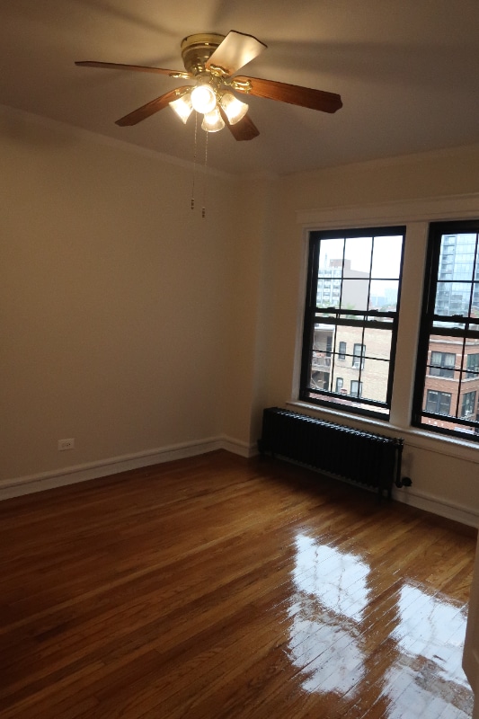 Building Photo - 426 W Briar Pl
