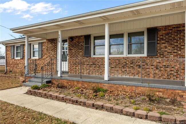 Foto del edificio - 5419 Laramie Ct