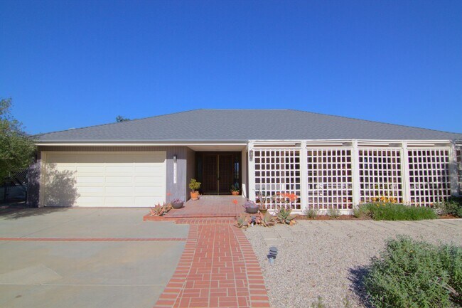 Building Photo - 22503 Charlestown Dr