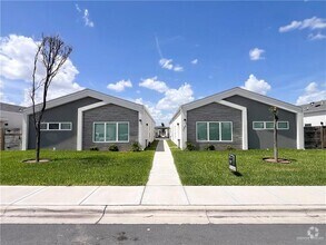 Building Photo - 1421 E Hibiscus Ave