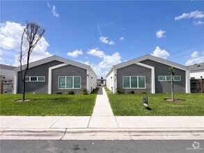 Building Photo - 1421 E Hibiscus Ave