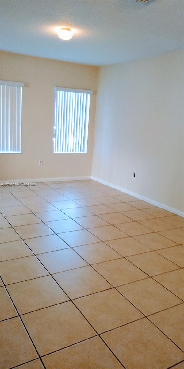 Foto del edificio - 2748 SW 83rd Ave