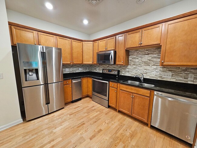Kitchen - 130 Trotter Rd