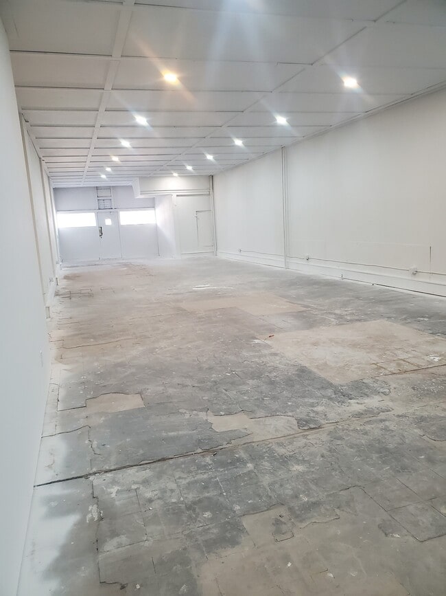 Foto del edificio - 214 S Wewoka Ave