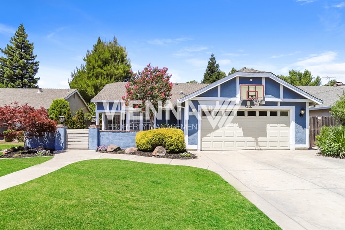 Primary Photo - 5756 Terrace Dr