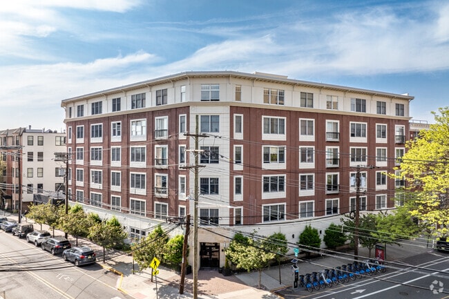 Clinton Place Condomniums