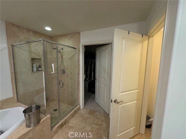 Foto del edificio - 128 N Oak Knoll Ave