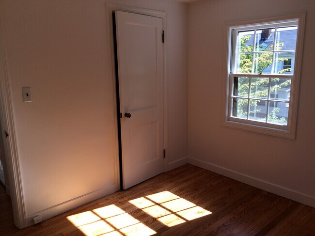 2nd bedroom - 65 Fremont St