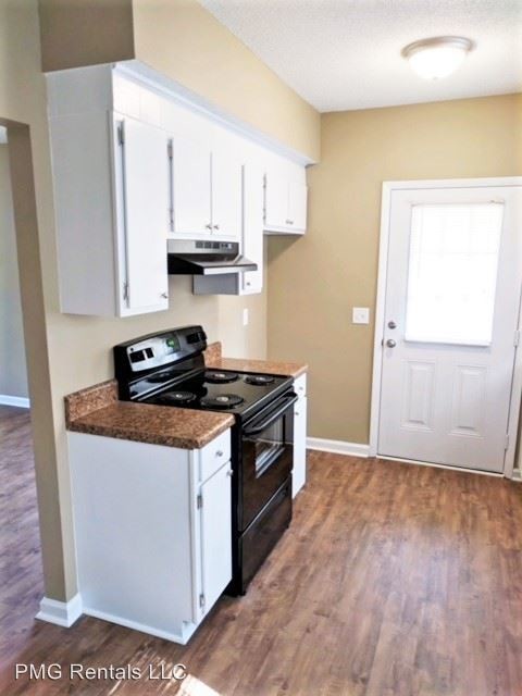 Building Photo - 3 br, 1 bath House - 200 Ridgewood Drive