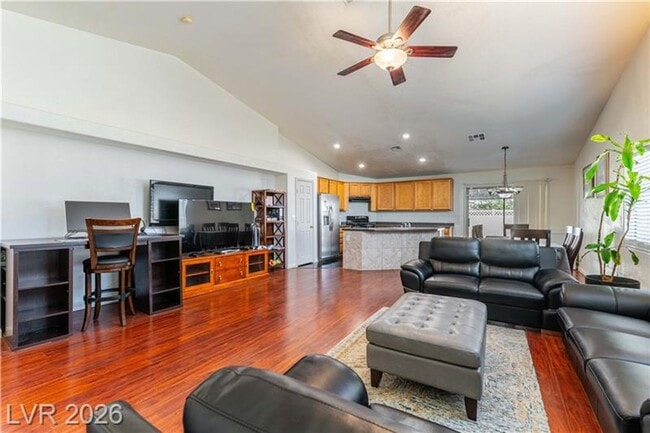 Foto del edificio - Santa Rosa Single Story on Culdesac