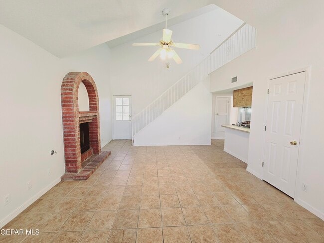 Building Photo - 7219 Oval Rock Dr