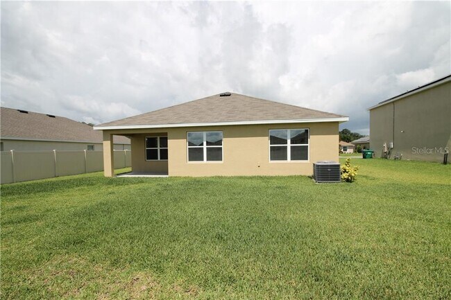 Building Photo - 9727 Pepper Tree Trail