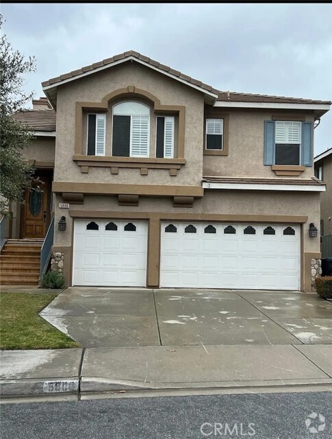 Building Photo - 5800 Oakdale Ln