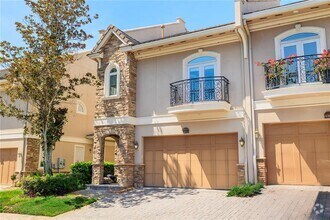 Building Photo - 1457 Hillside Landing Dr