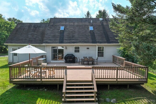 Foto del edificio - 871 Franklin Rd