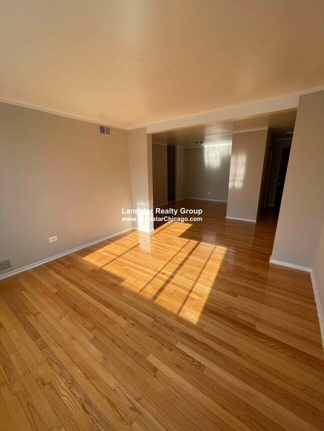 Foto del edificio - 1515 W Morse Ave