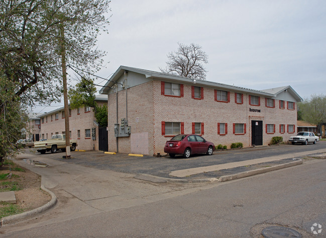 Building Photo - Riverstone Apartments