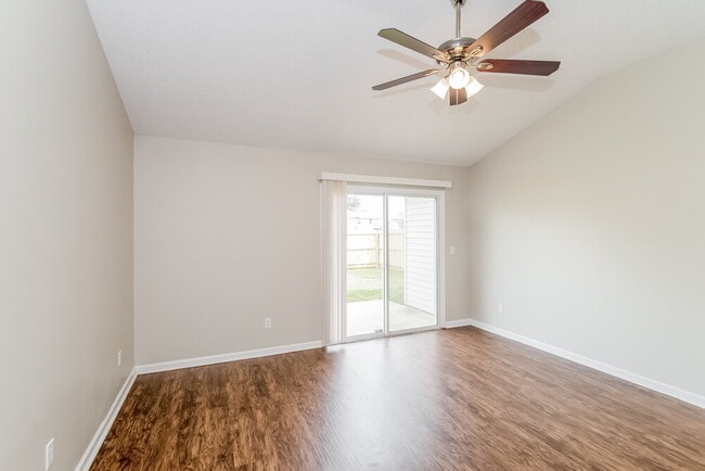 Building Photo - 1436 Seawolf Trail N