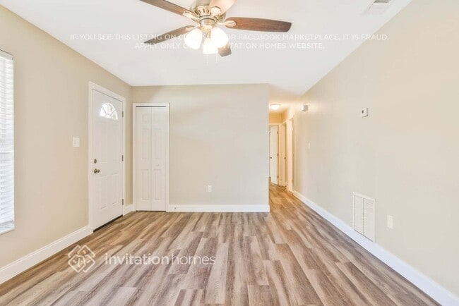 Foto del edificio - 316 E Rose Ln